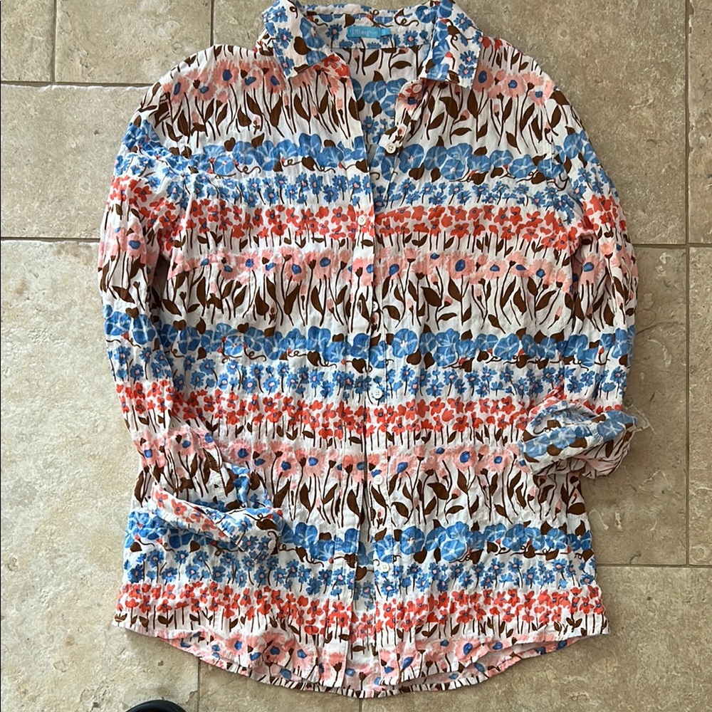 J. McLaughlin Blue Red Graphic Button Down Shirt
